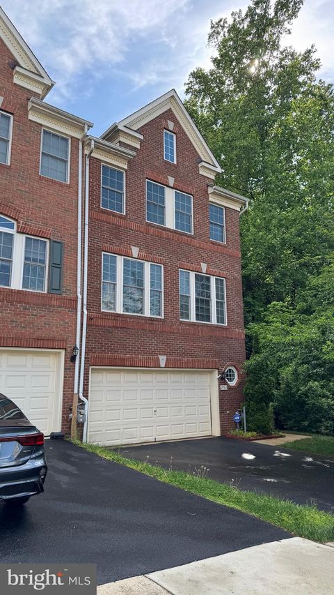 20362 CENTER BROOK SQUARE STERLING VA 20165