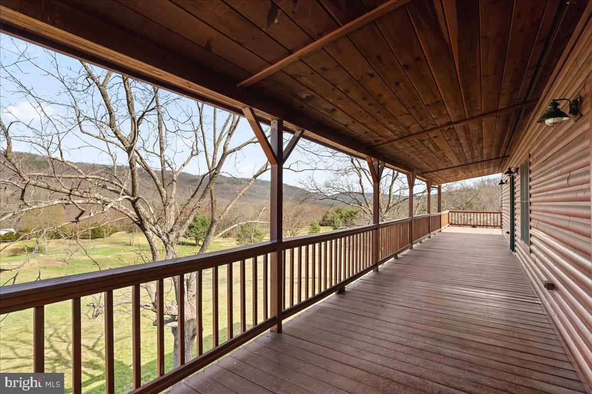 HICKORY WOOD - Residential