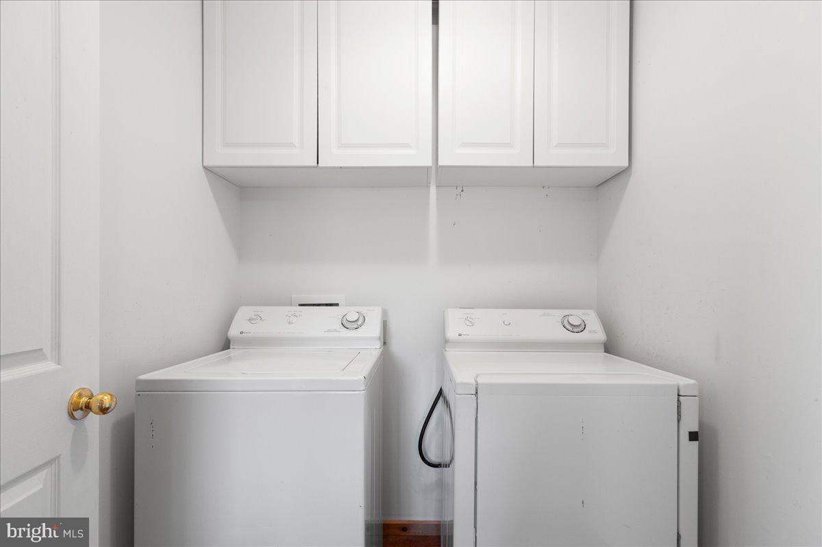 HICKORY WOOD - Residential