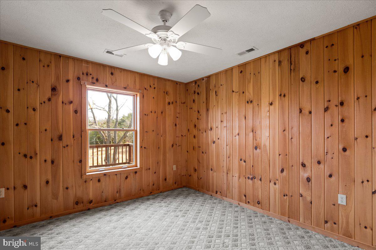 HICKORY WOOD - Residential