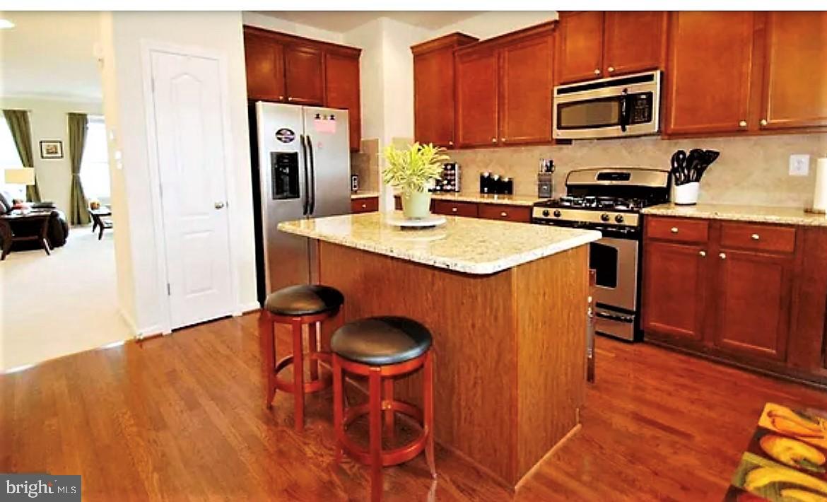 TANYARD SPRINGS - Residential Lease