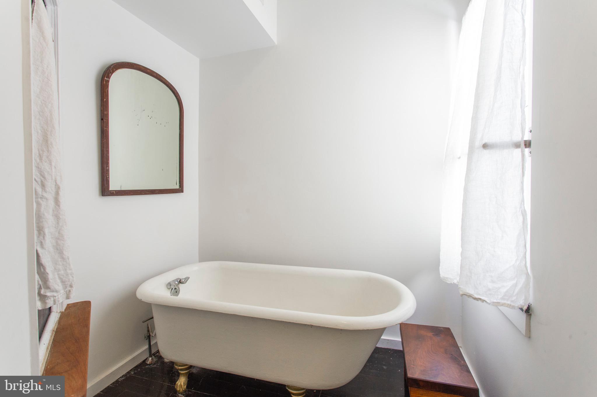 GRADUATE HOSPITAL - Residential