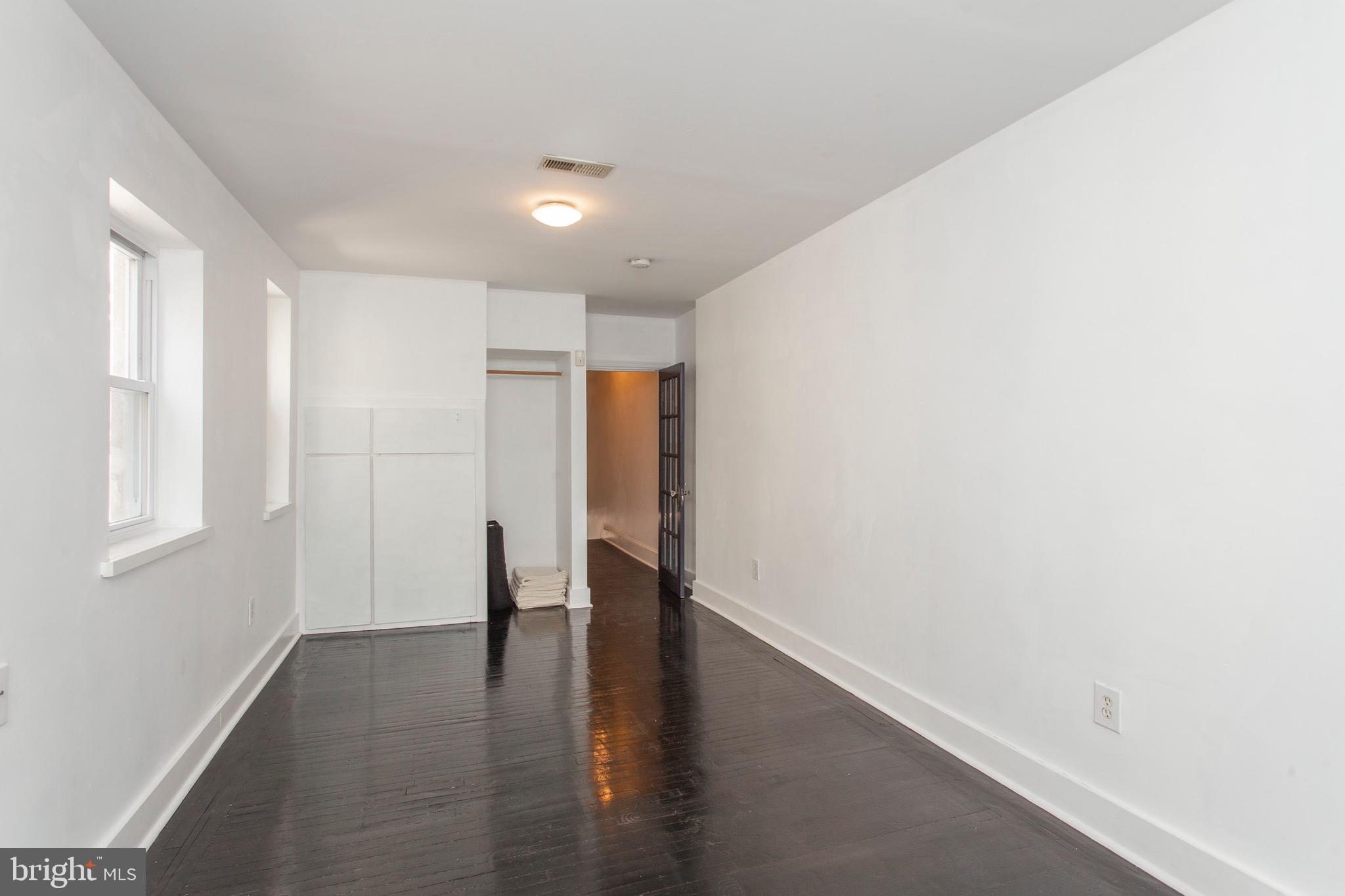 GRADUATE HOSPITAL - Residential