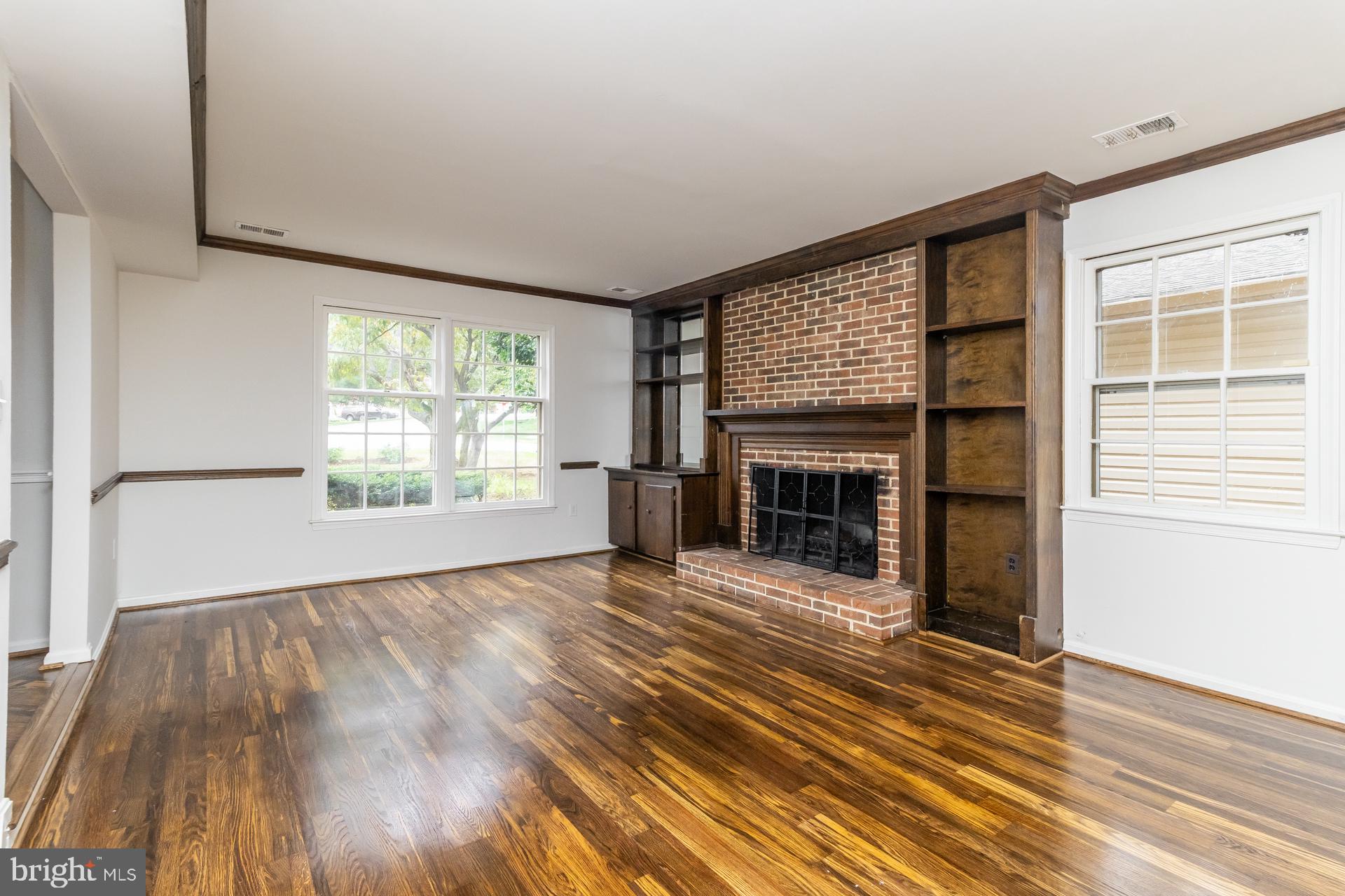 1600 CHARNITA COURT