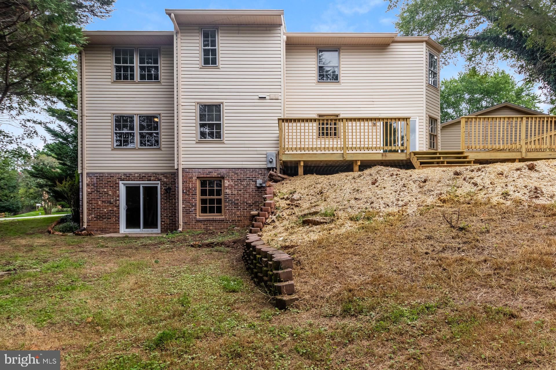 1600 CHARNITA COURT