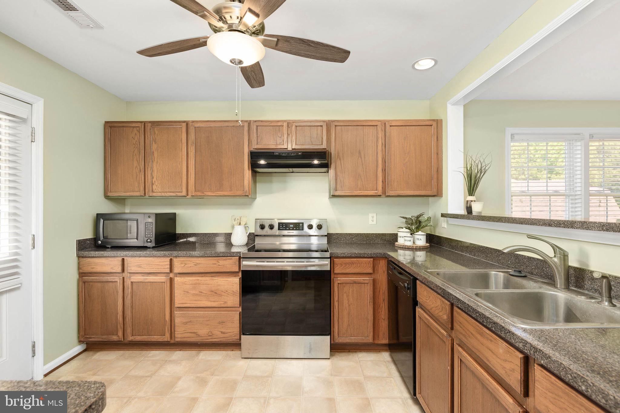 RIVERSIDE MEADOWS - Residential