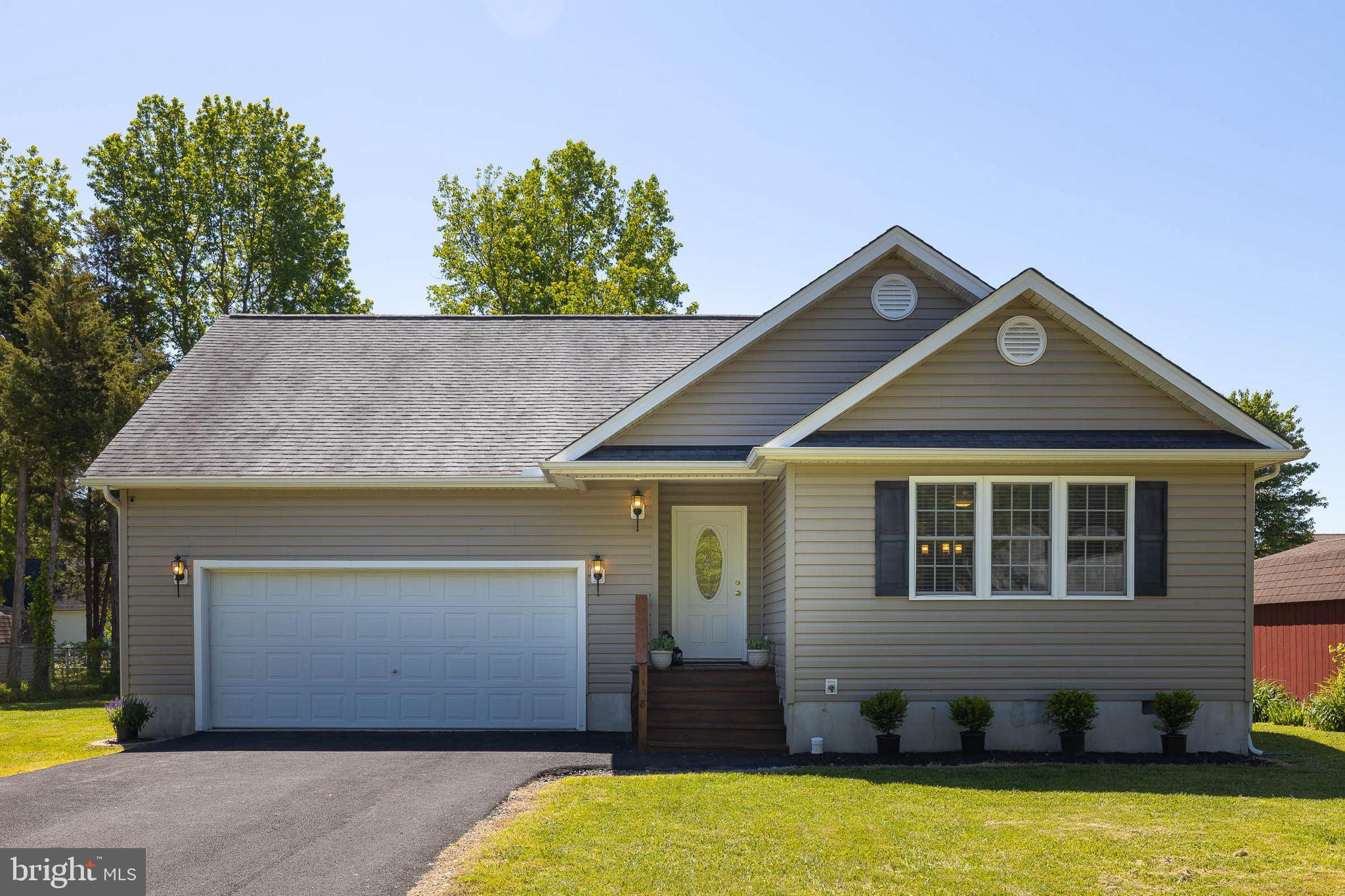 RIVERSIDE MEADOWS - Residential