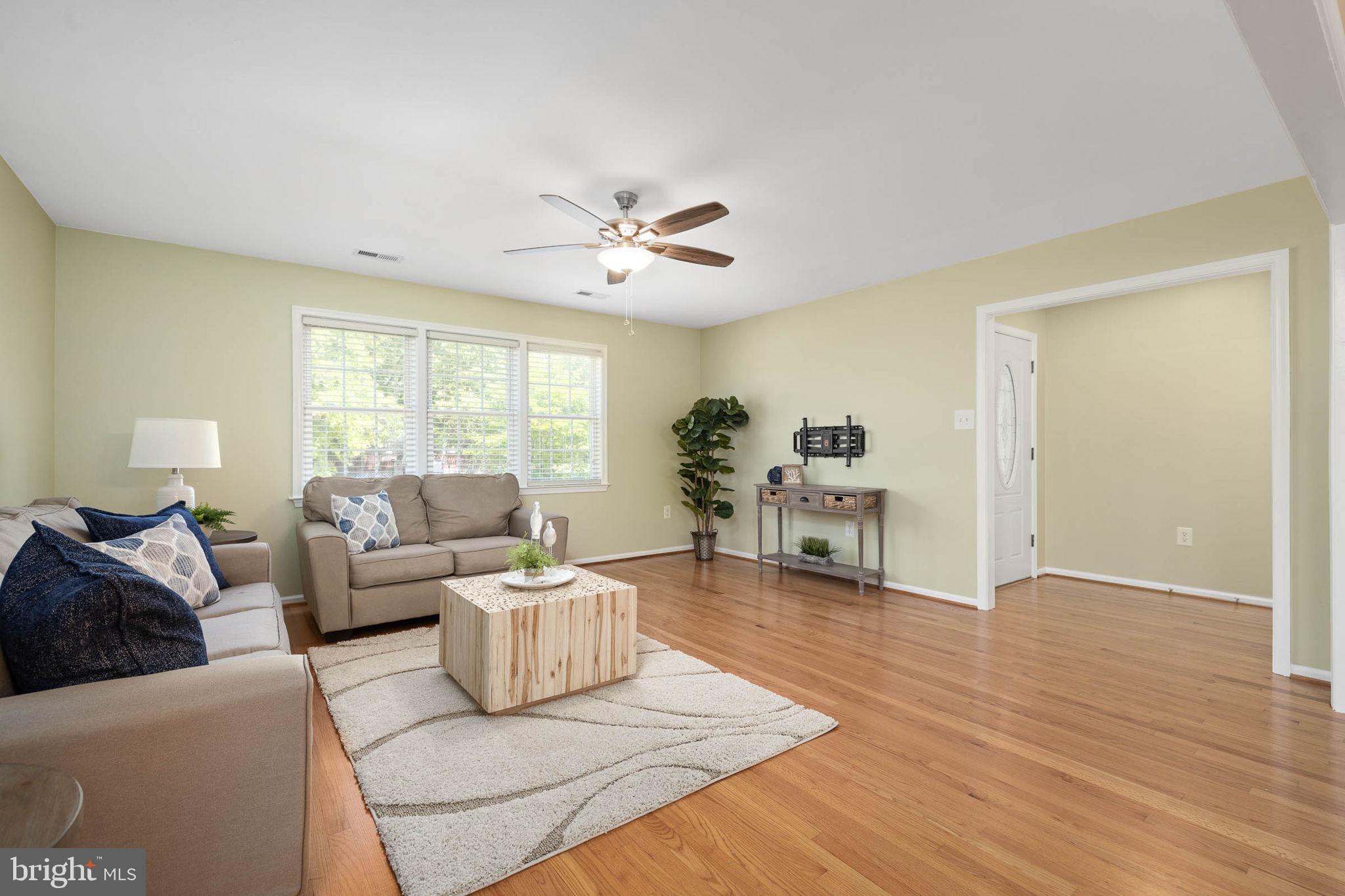 RIVERSIDE MEADOWS - Residential