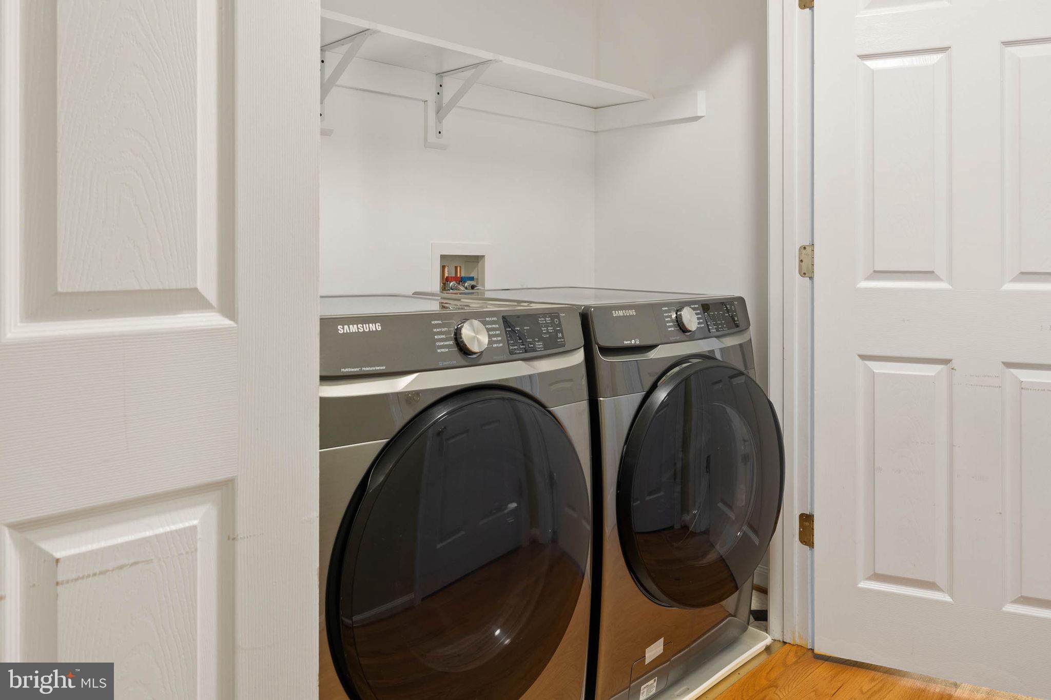 RIVERSIDE MEADOWS - Residential