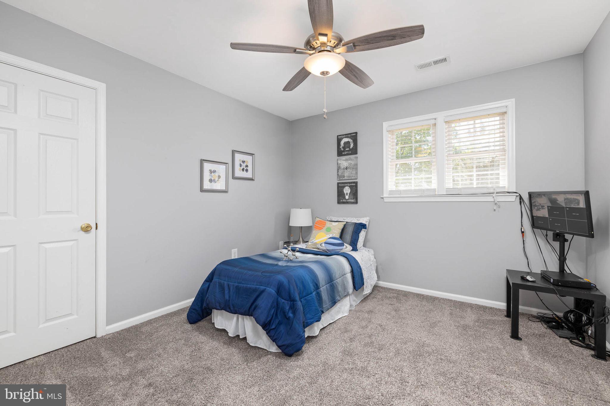 RIVERSIDE MEADOWS - Residential