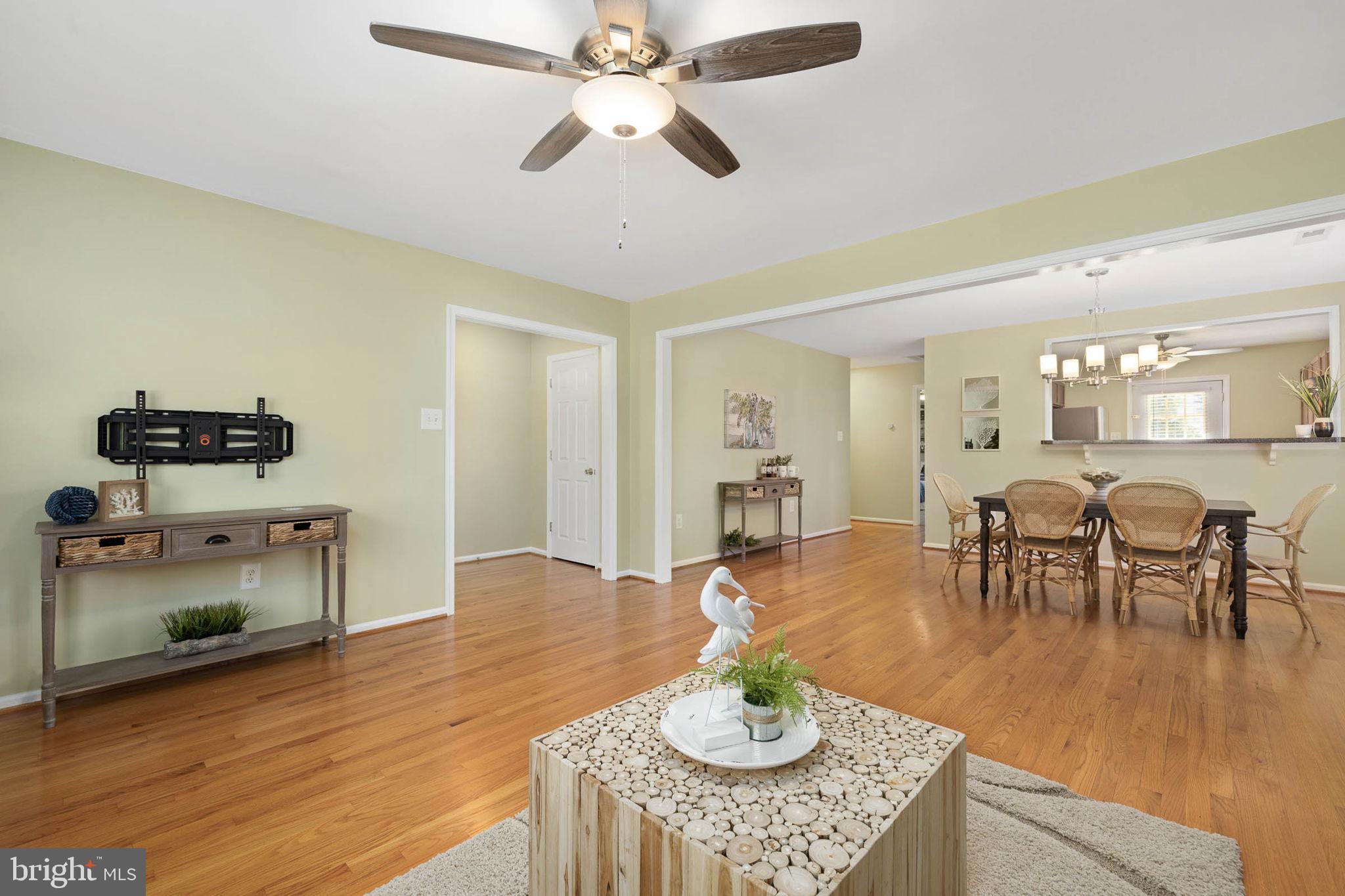 RIVERSIDE MEADOWS - Residential