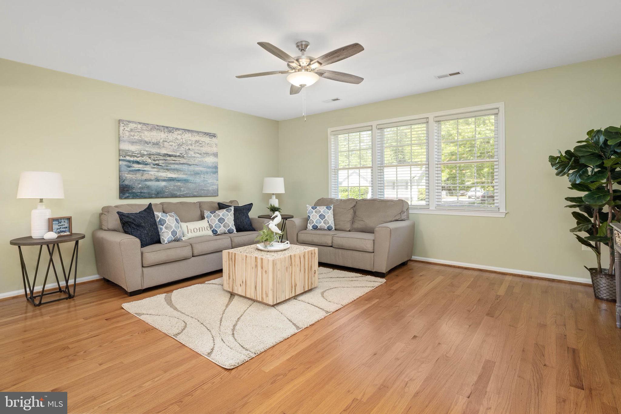 RIVERSIDE MEADOWS - Residential