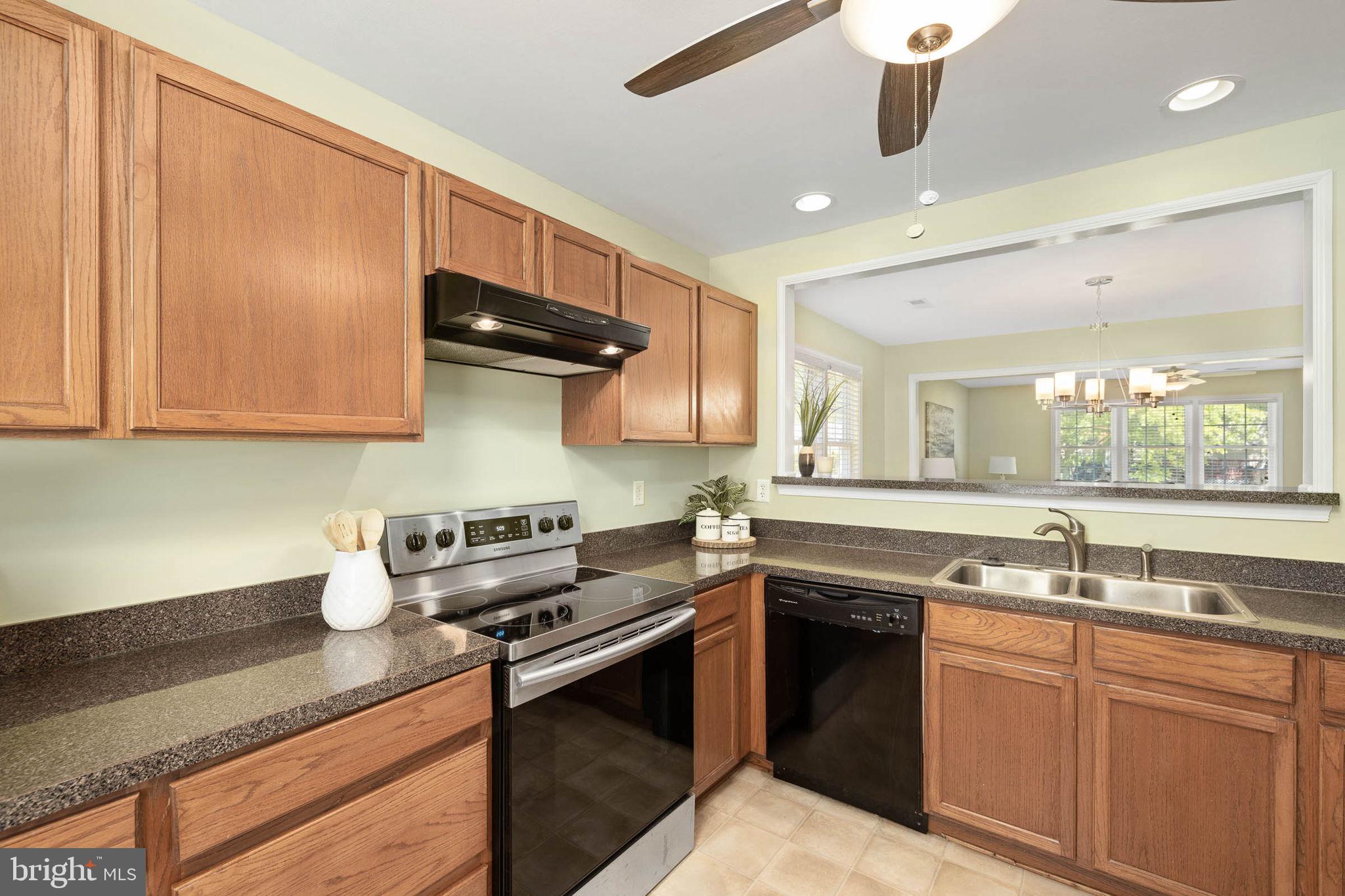 RIVERSIDE MEADOWS - Residential