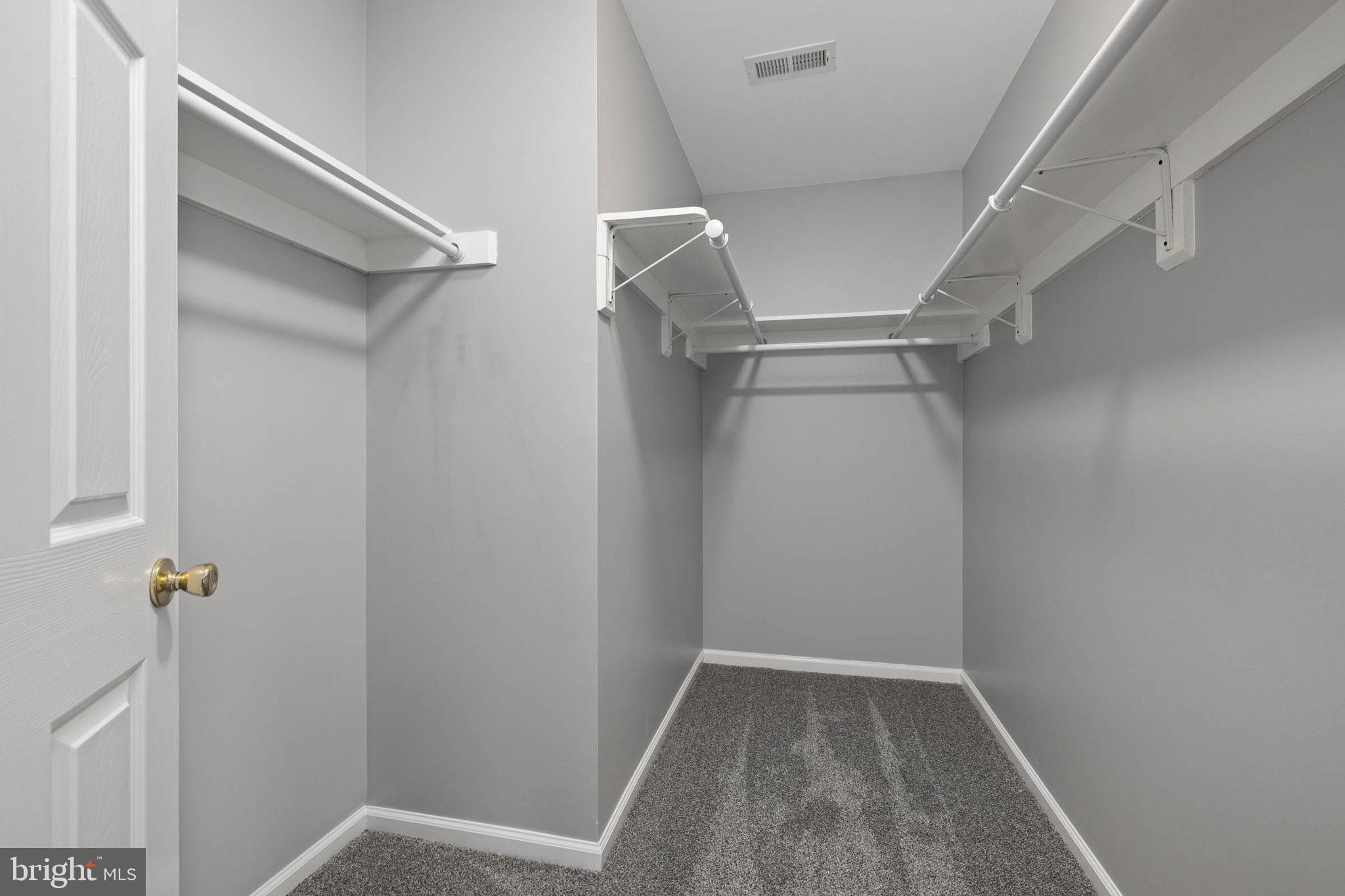 RIVERSIDE MEADOWS - Residential