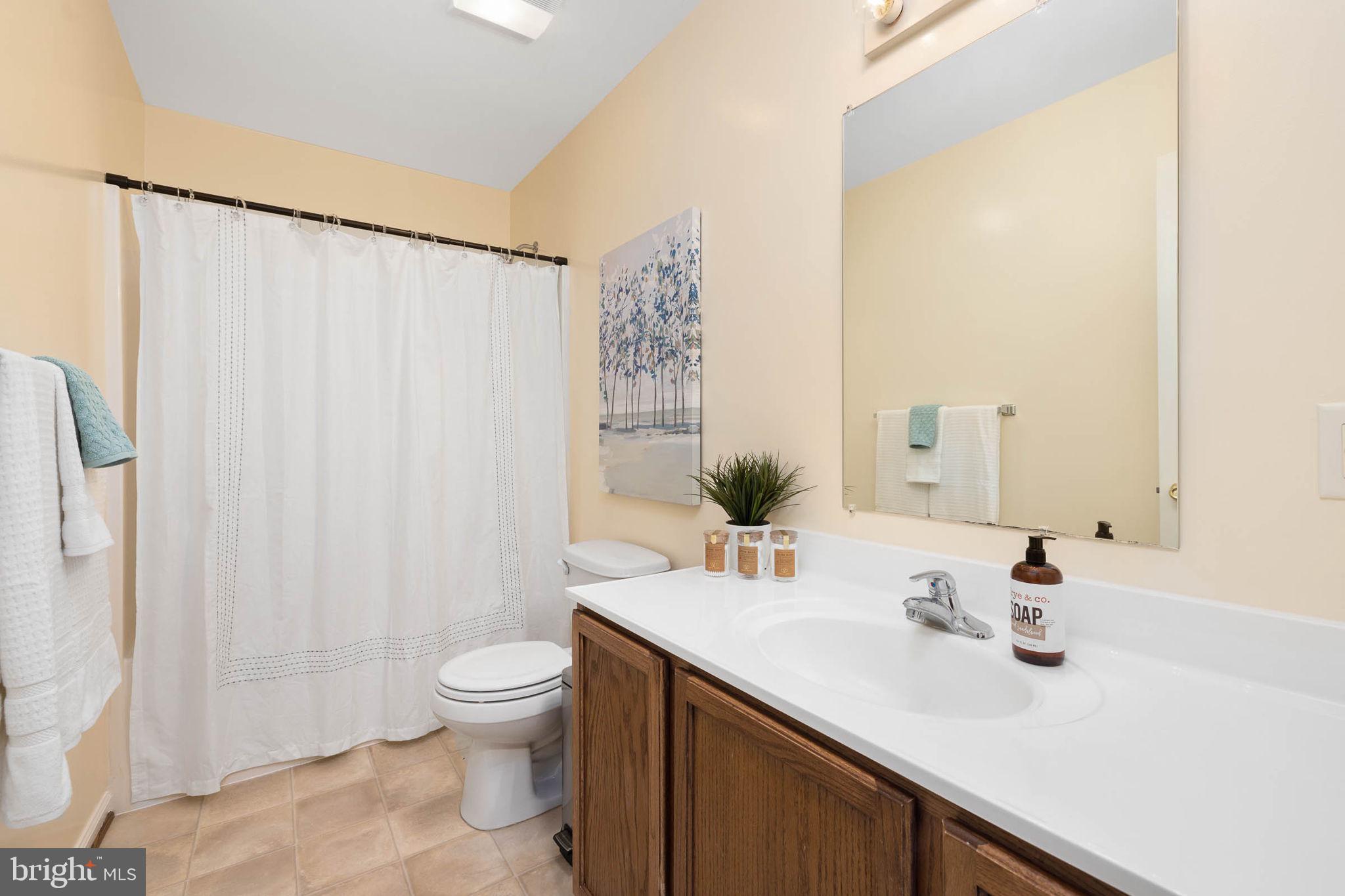 RIVERSIDE MEADOWS - Residential