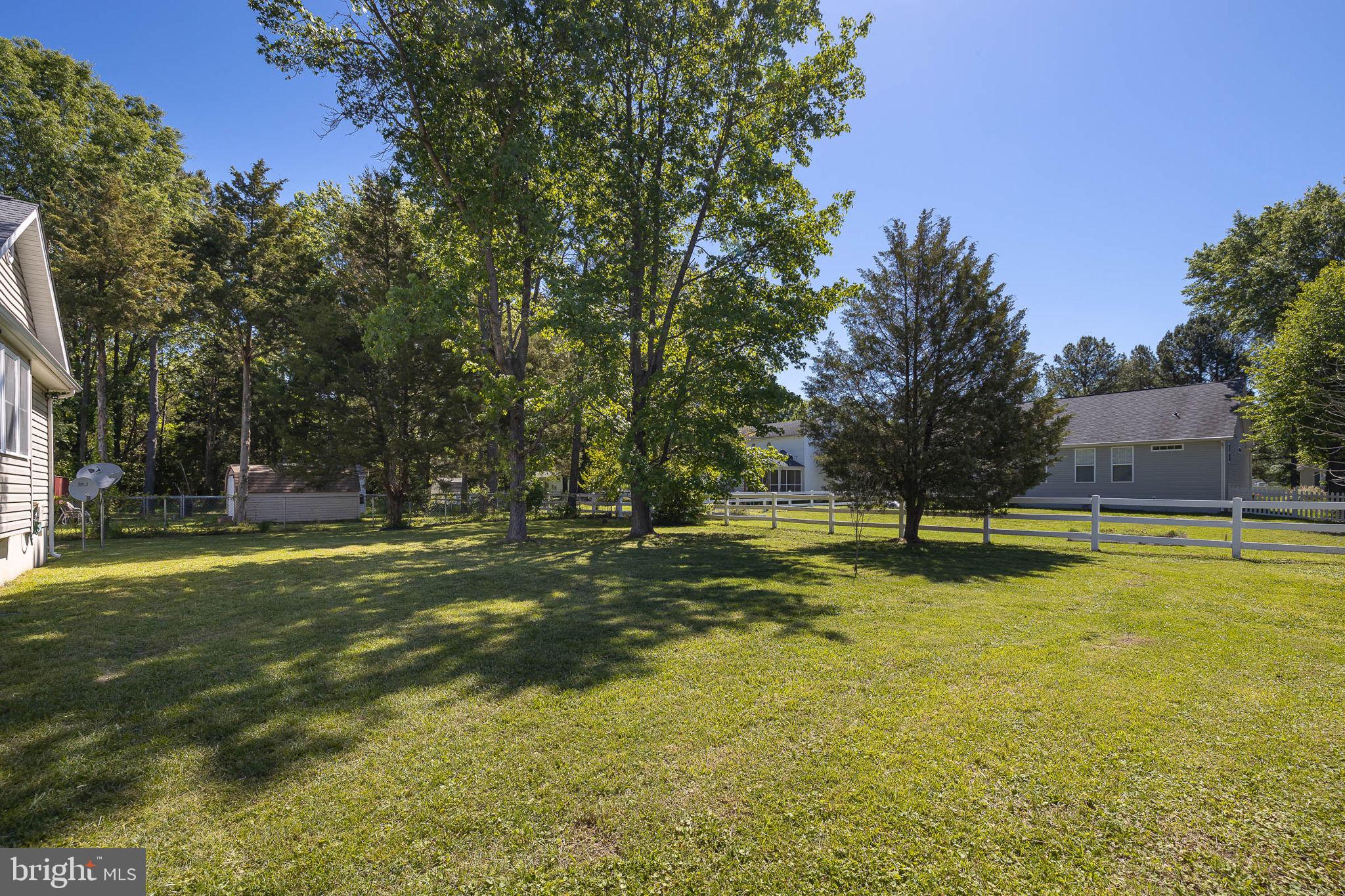 RIVERSIDE MEADOWS - Residential