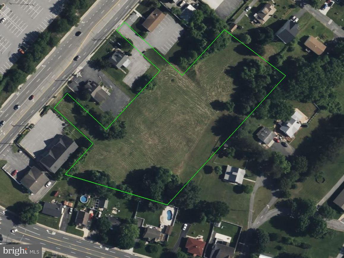 High-traffic location on Belair Rd in Perry Hall, with great demographics, this ±3.14-acre infill site has zoning that permits a broad range of uses. BLR (Business Local Restricted) zoning. The site is ideal for senior housing or multiple restaurant pad sites (or other uses with BLR/RO zoning).