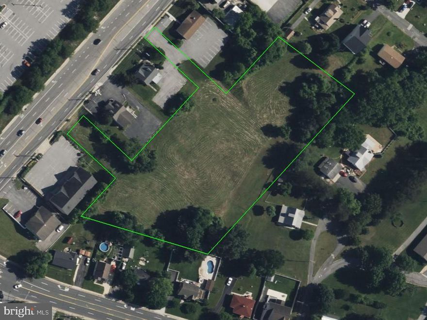High-traffic location on Belair Rd in Perry Hall, with great demographics, this ±3.14-acre infill site has zoning that permits a broad range of uses.  BLR (Business Local Restricted) zoning. The site is ideal for senior housing or multiple restaurant pad sites (or other uses with BLR/RO zoning).