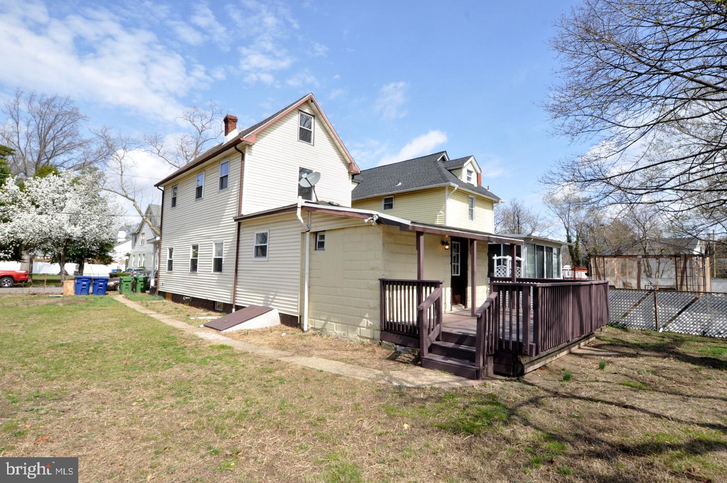 480 W FRONT STREET