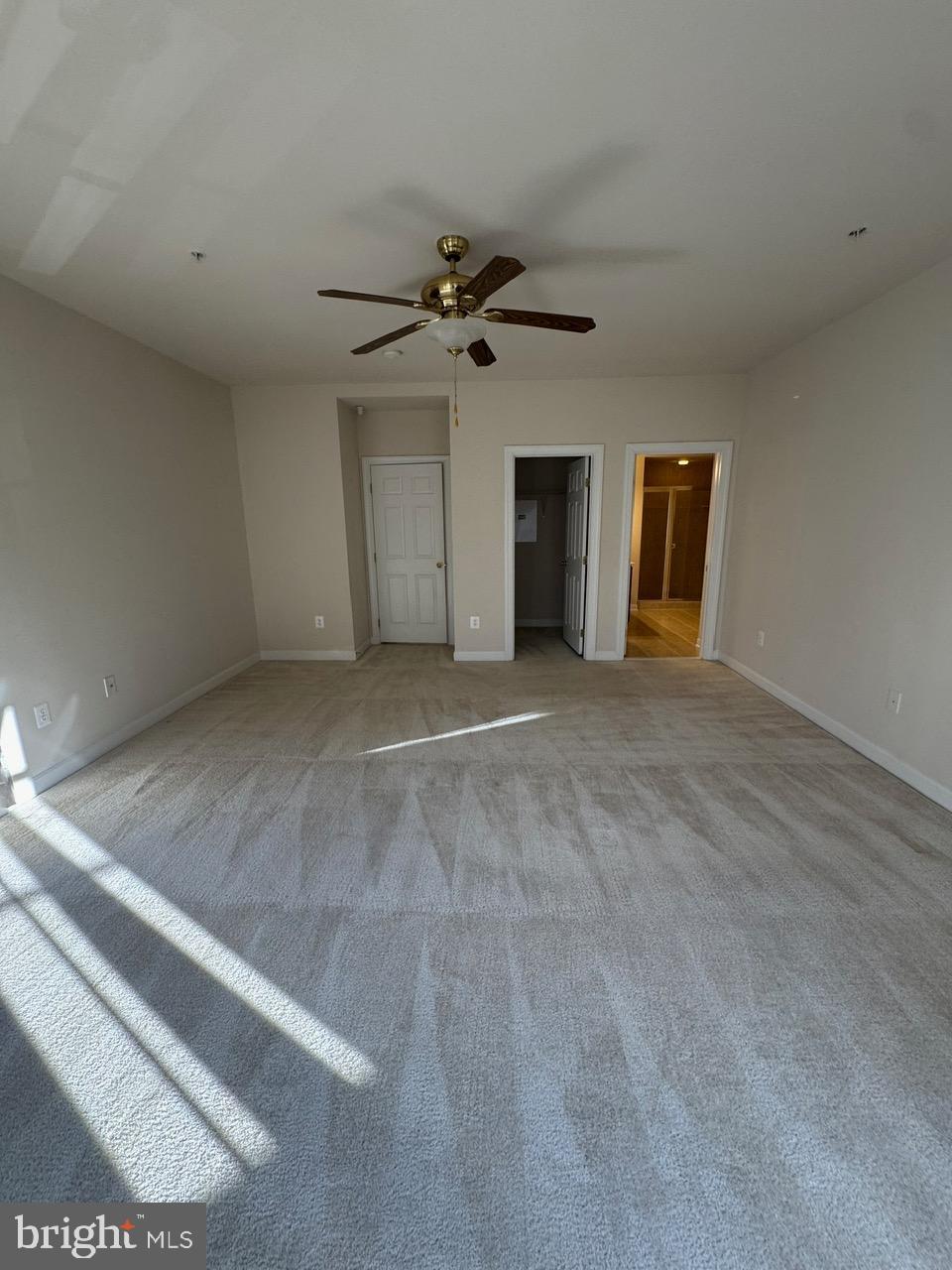 VILLAGES OF URBANA - Residential Lease