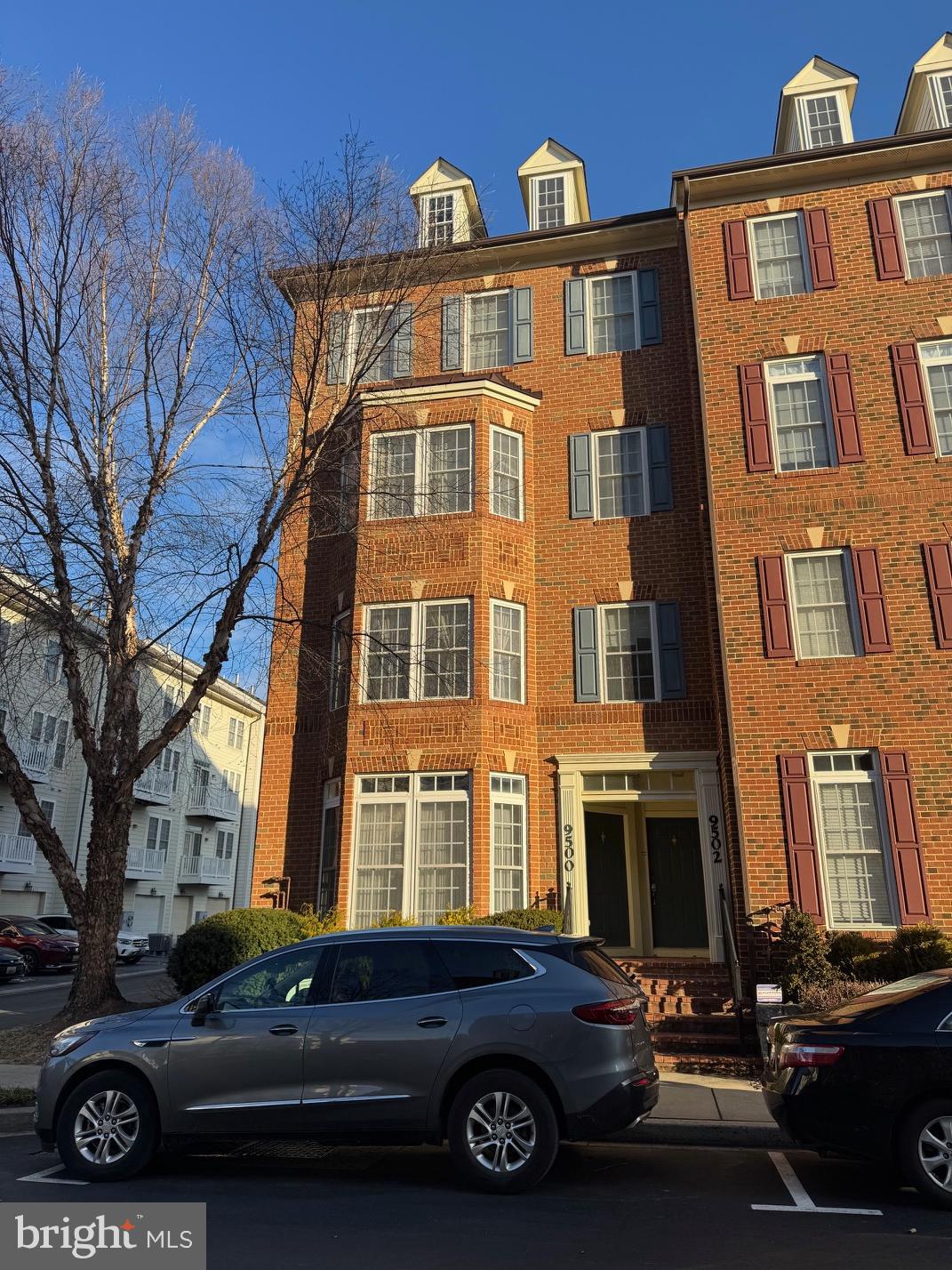 VILLAGES OF URBANA - Residential Lease