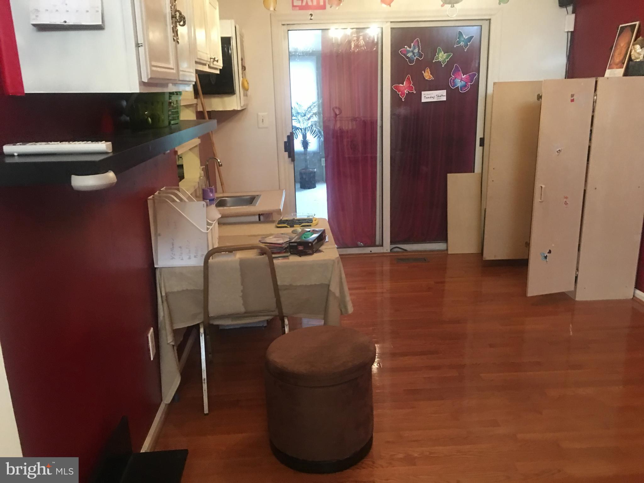 OAK SPRINGS - Residential