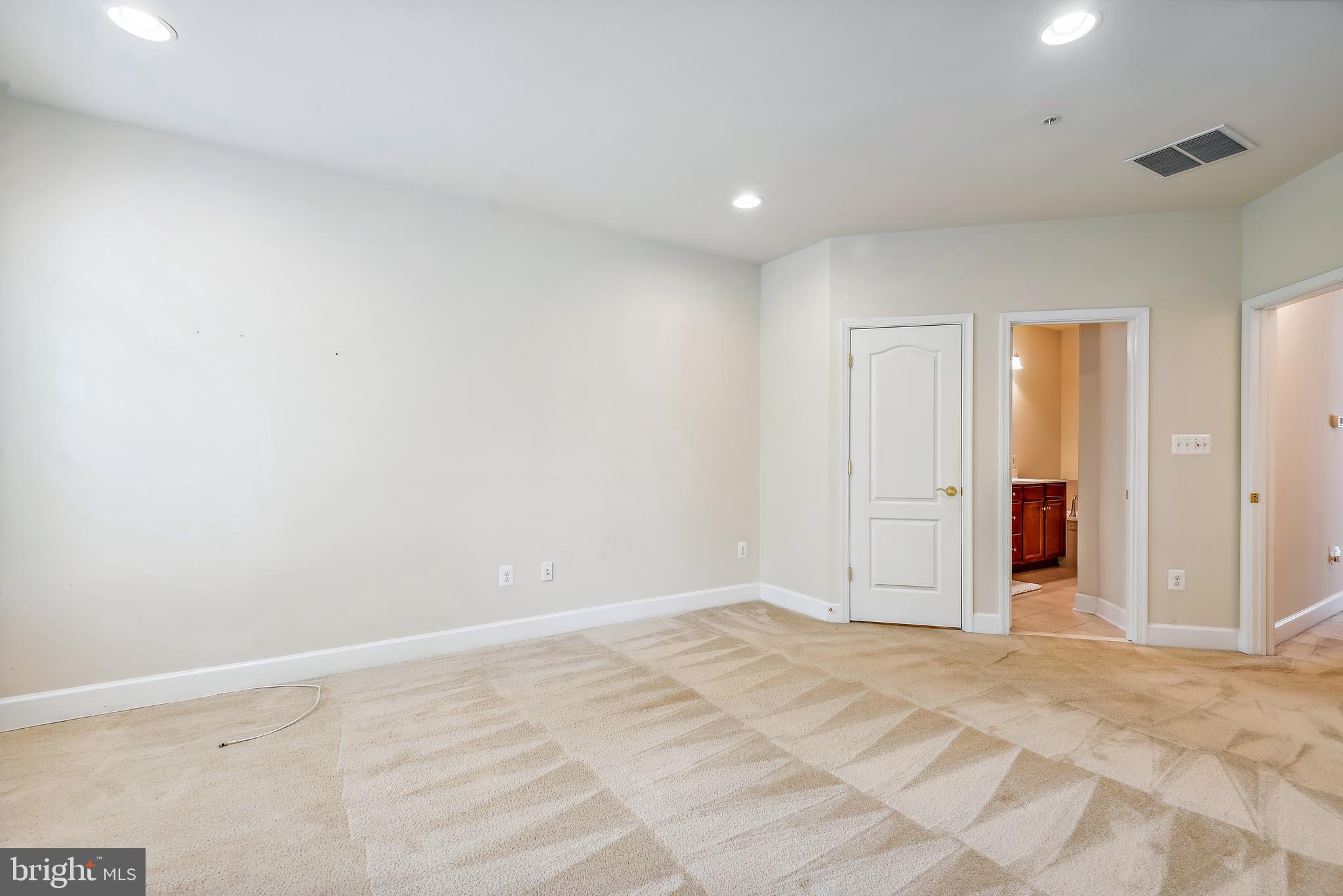 BUCKINGHAM STATION - Residential