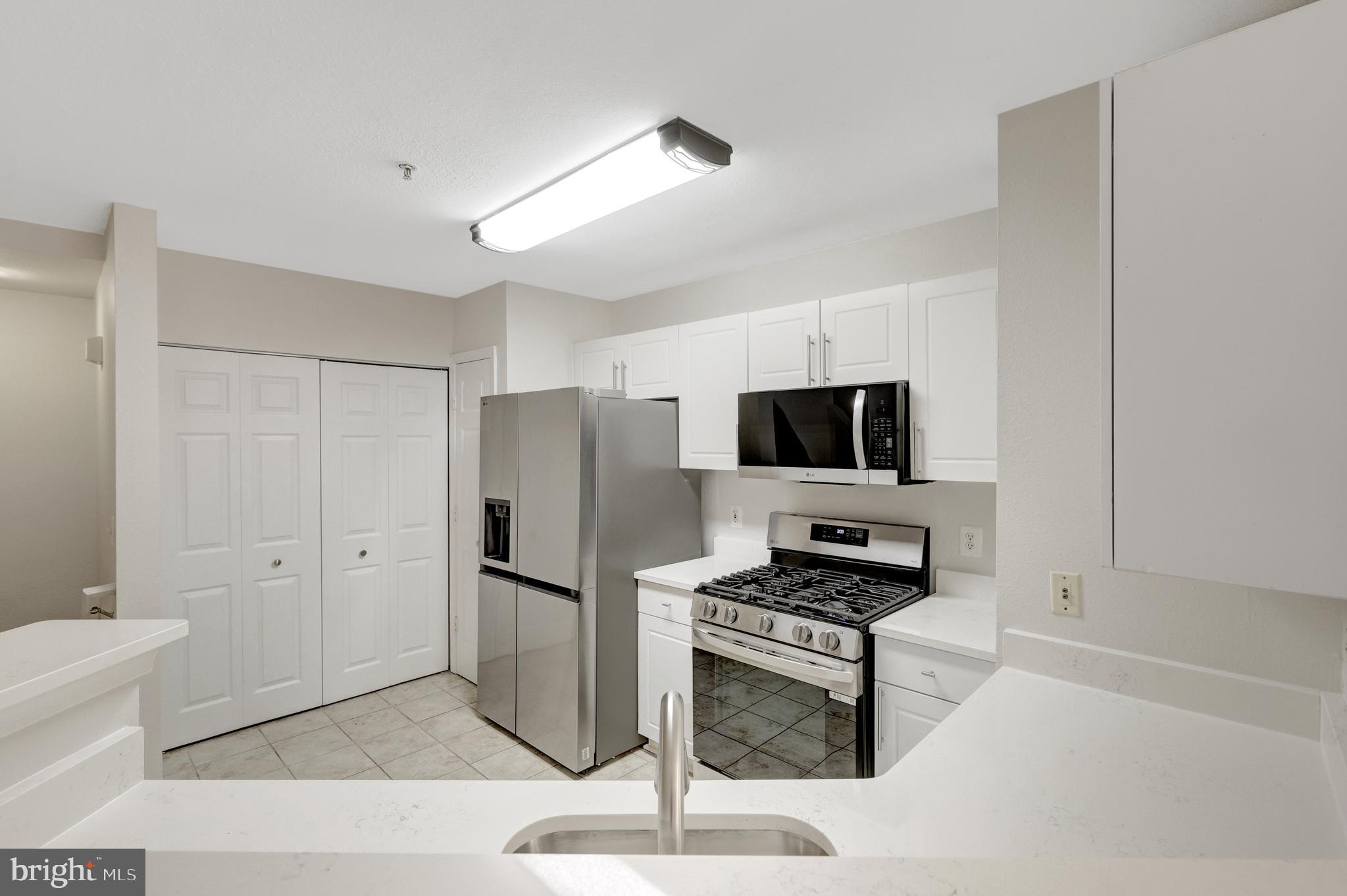 GATES OF FAIR LAKES - Residential