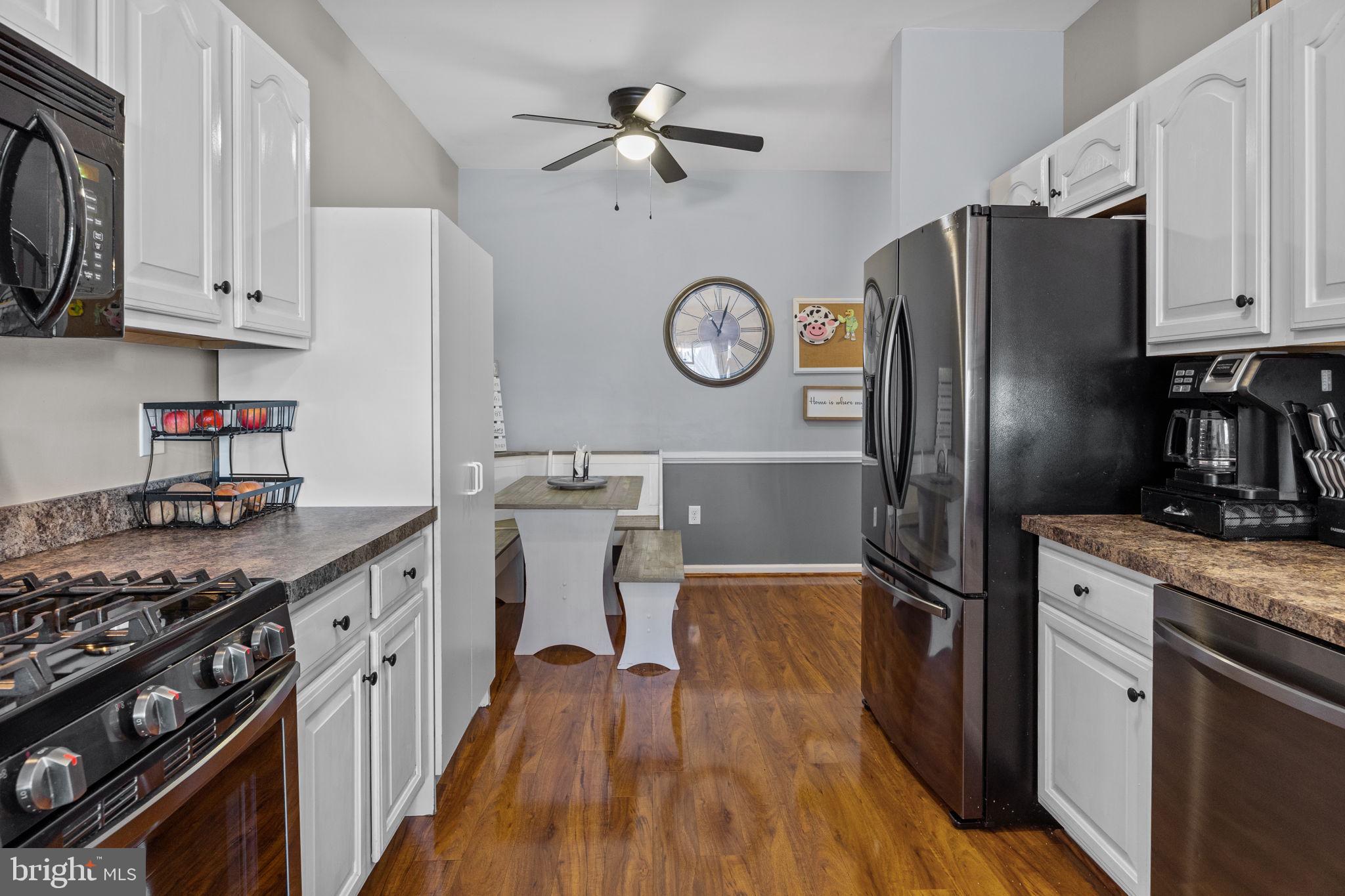 MONROE COURT - Residential