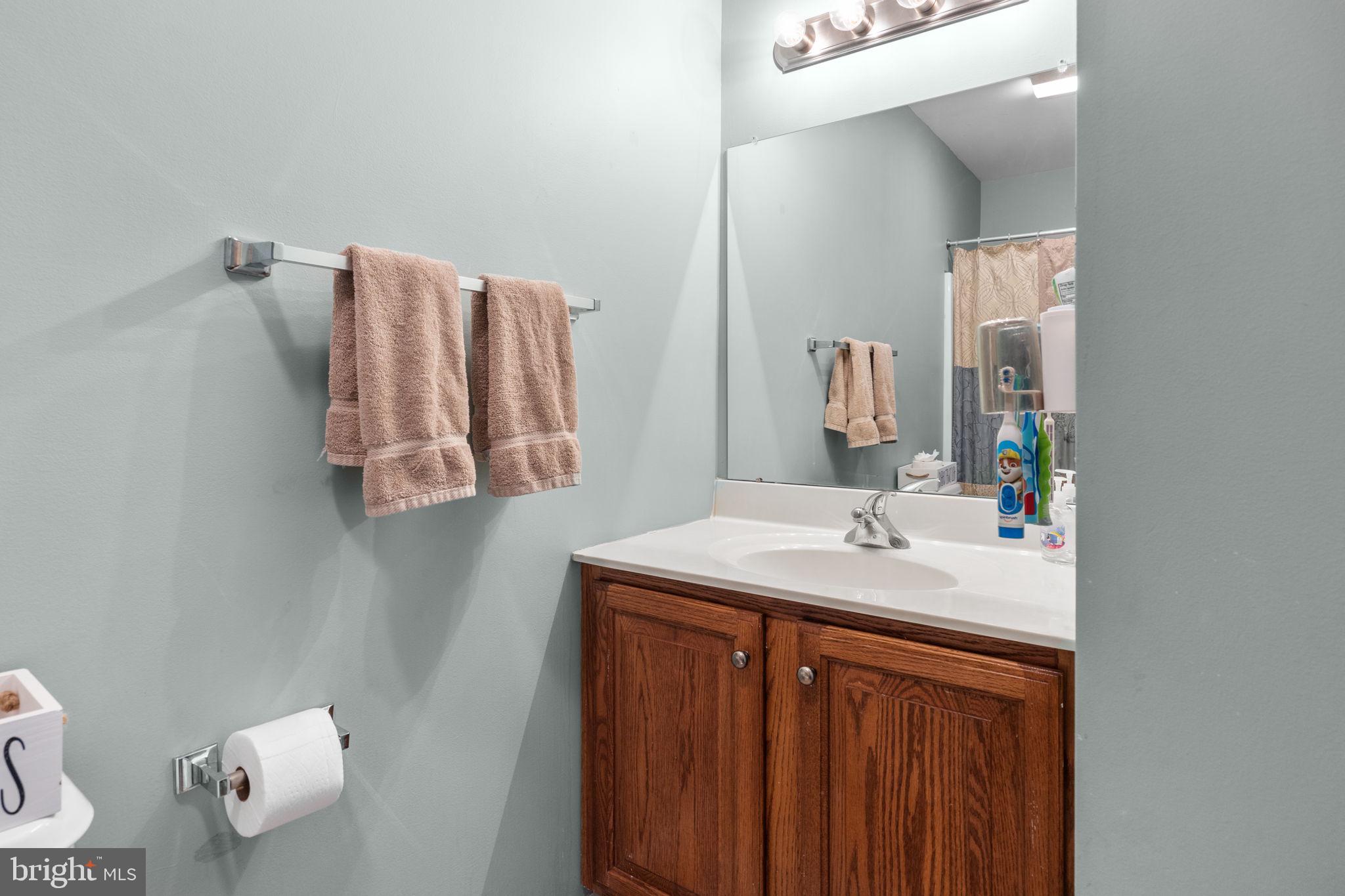 MONROE COURT - Residential