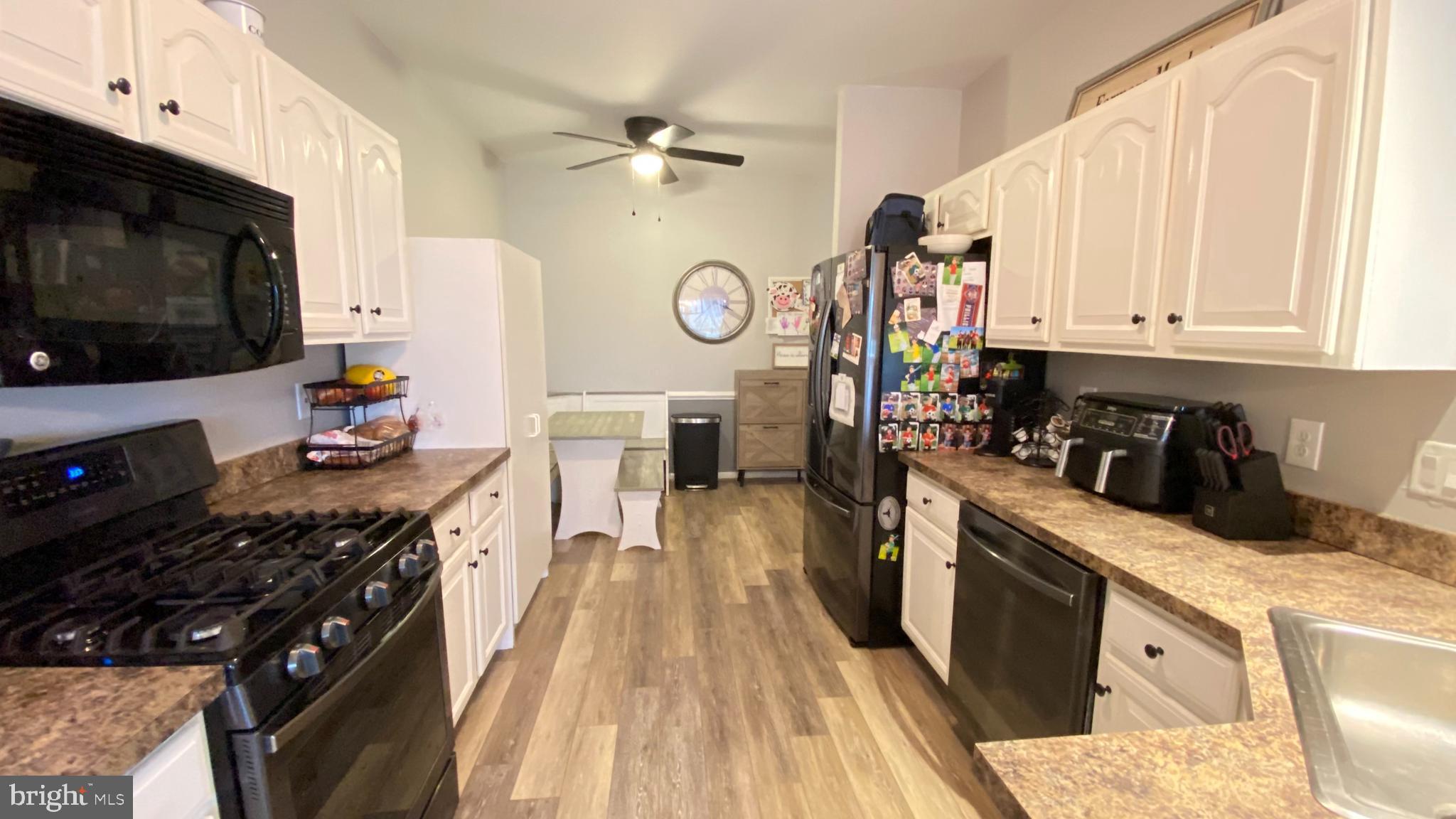 MONROE COURT - Residential