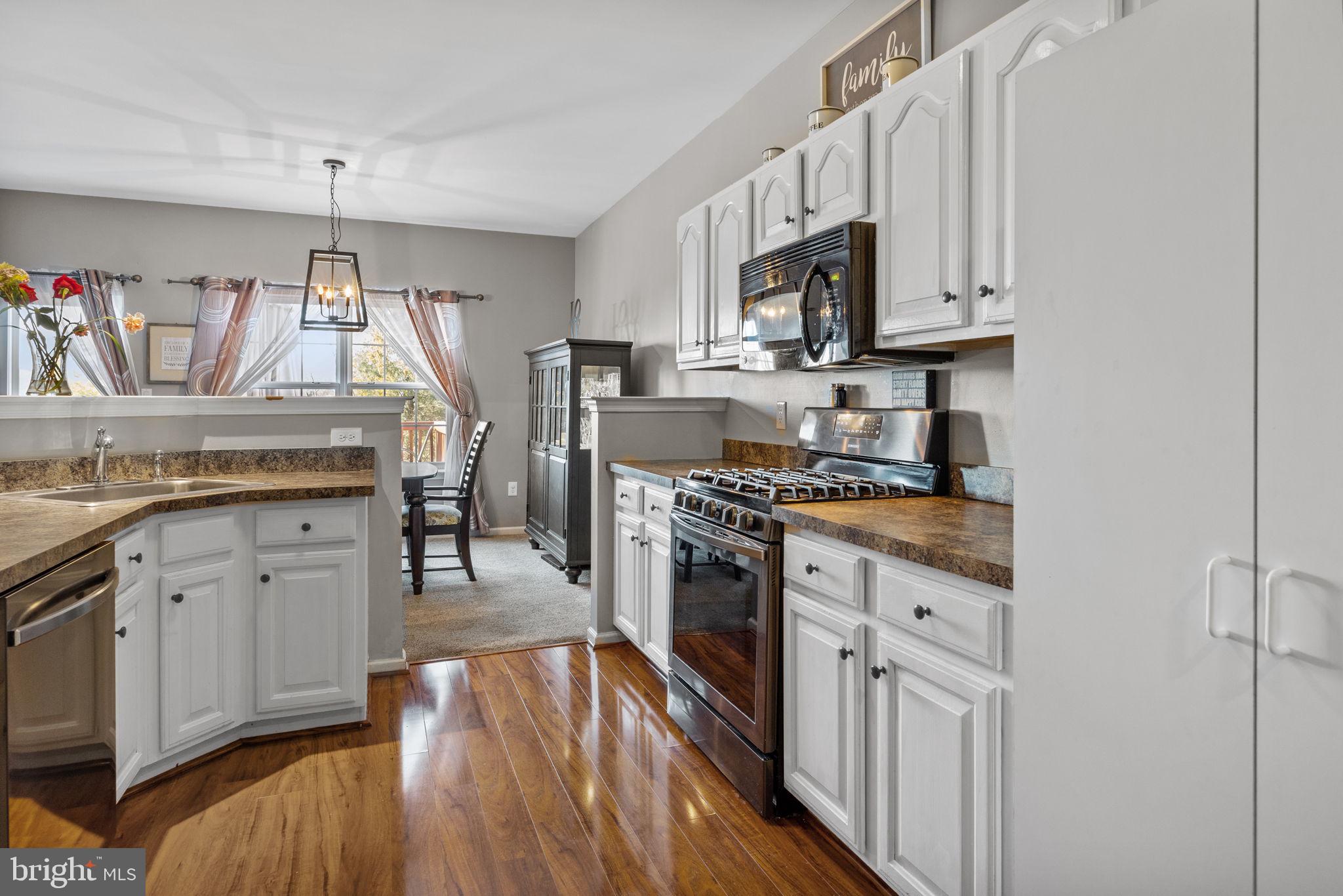 MONROE COURT - Residential