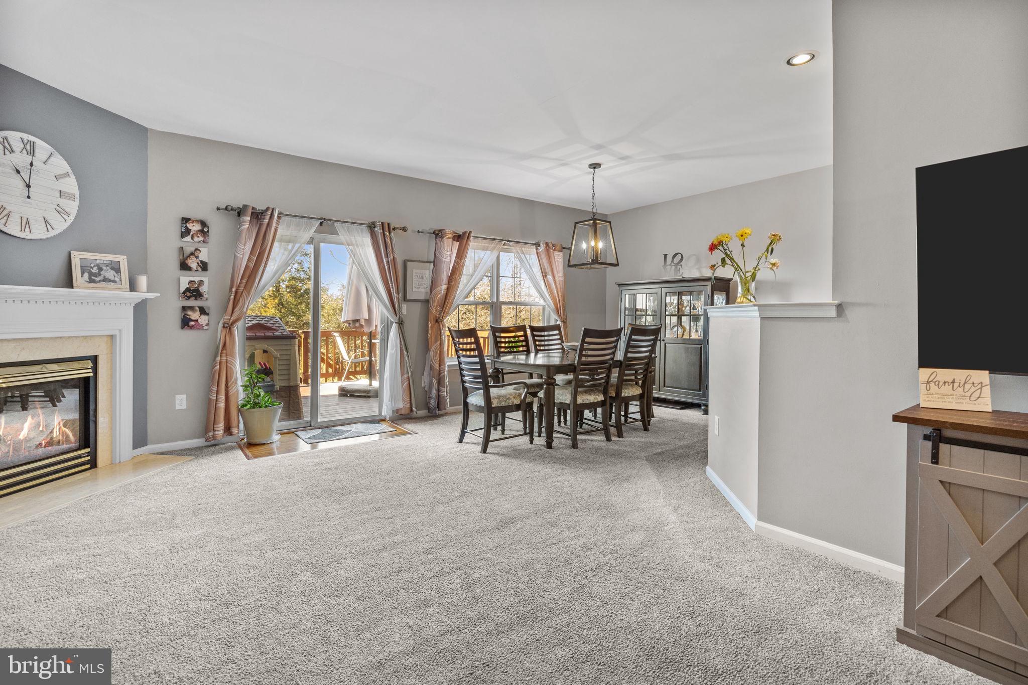 MONROE COURT - Residential