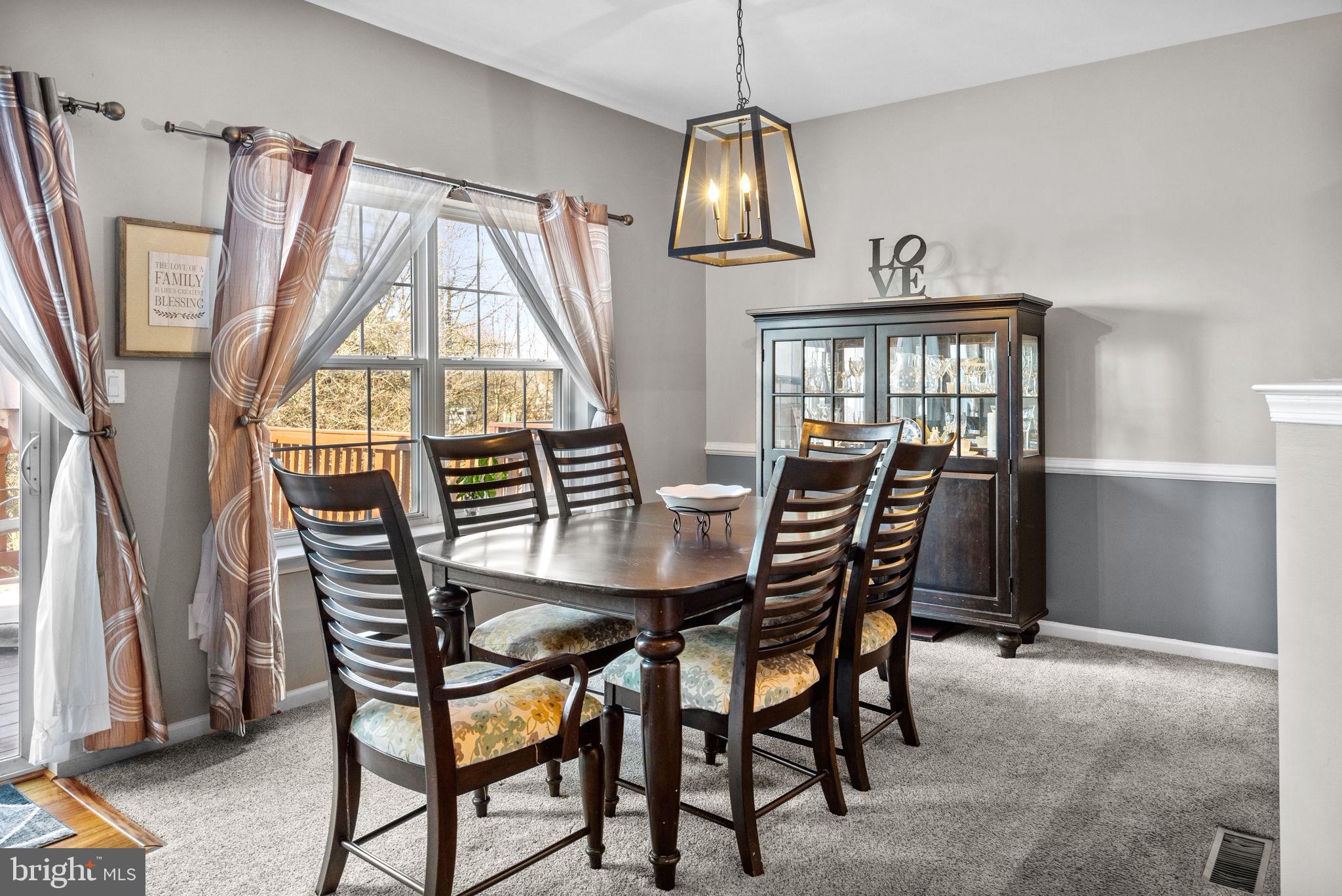 MONROE COURT - Residential