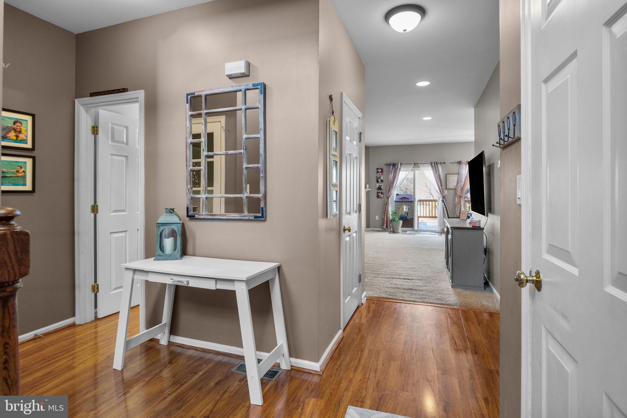 MONROE COURT - Residential