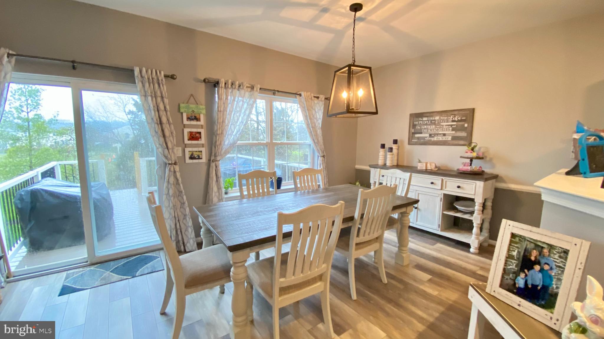 MONROE COURT - Residential