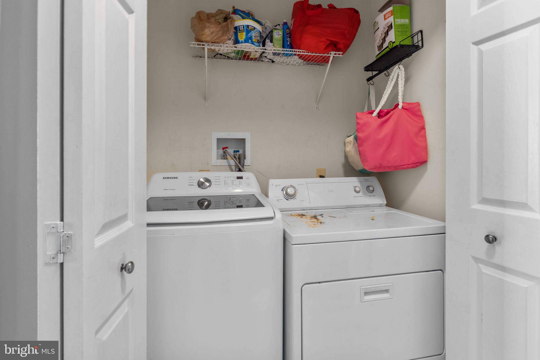 MONROE COURT - Residential