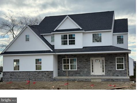 Photo of 208 Schwenk Road, PERKIOMENVILLE, PA 18074 (MLS # PAMC2165538)