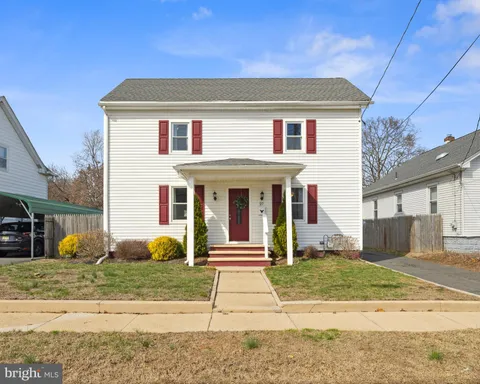 27 W Broad Street, Gibbstown, NJ 08027 - MLS#: NJGL2053538