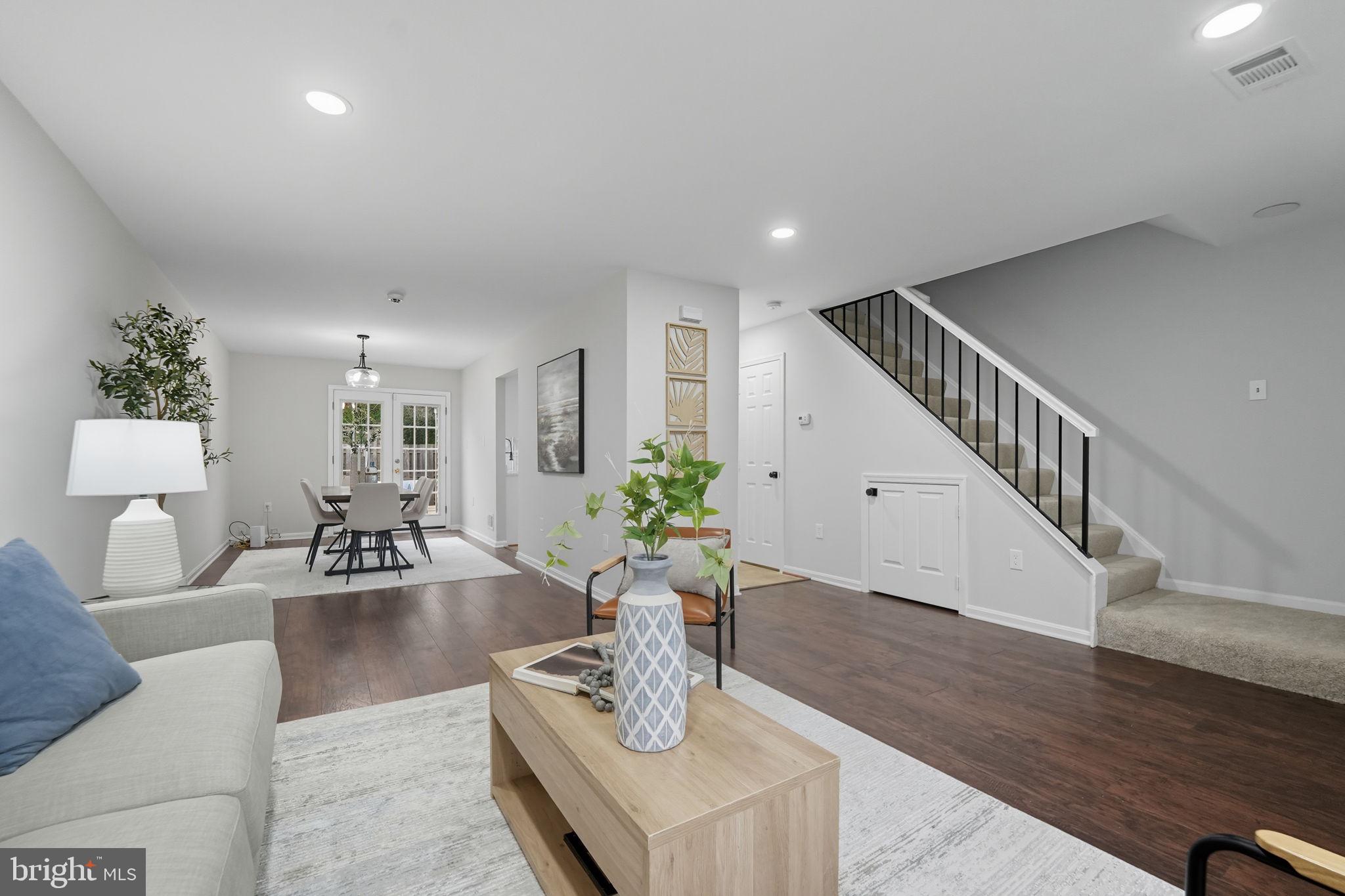 4884 SALTWATER DRIVE