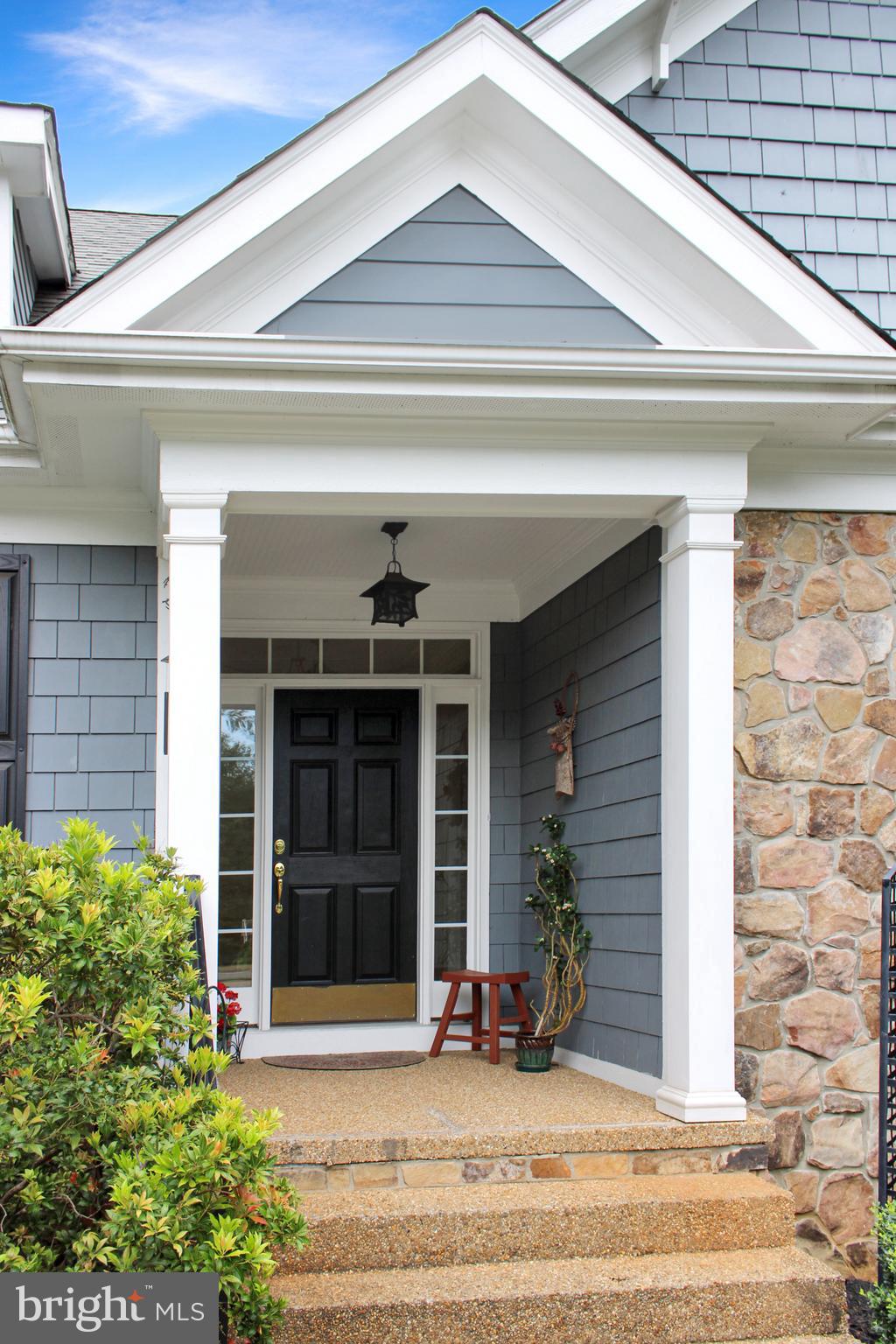 MONTGOMERY RIDGE - Residential Lease