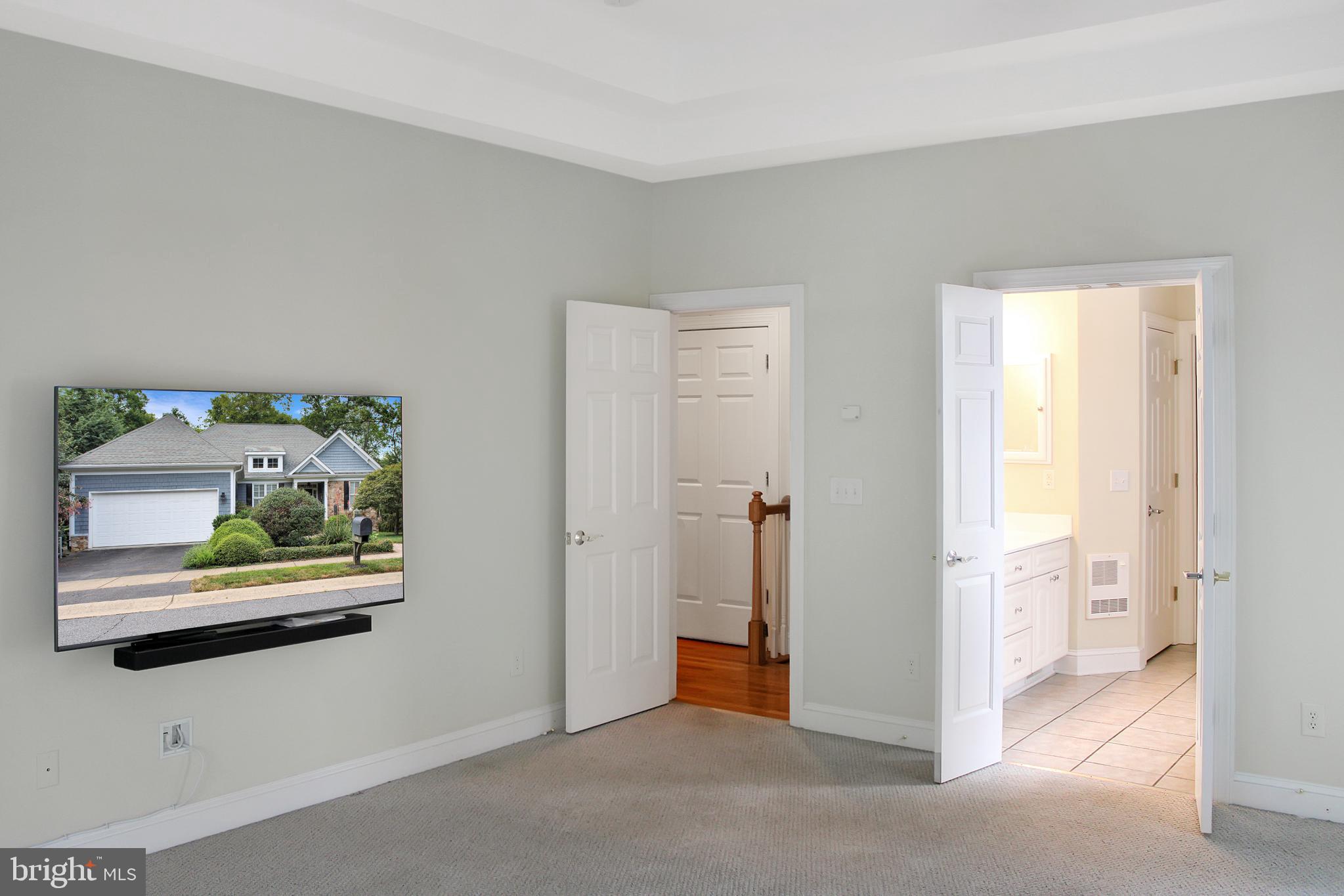 MONTGOMERY RIDGE - Residential Lease