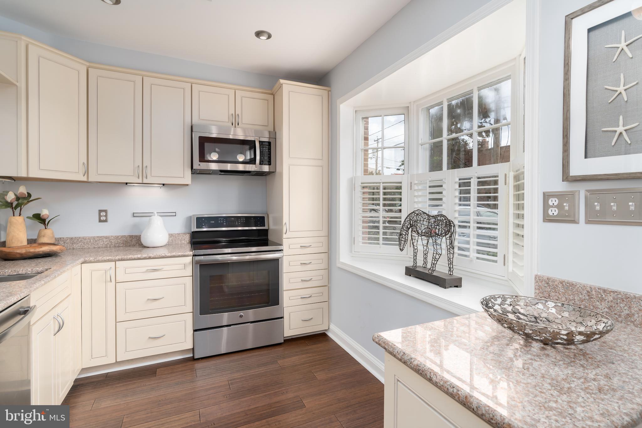 OLD TOWN ALEXANDRIA - Residential Lease