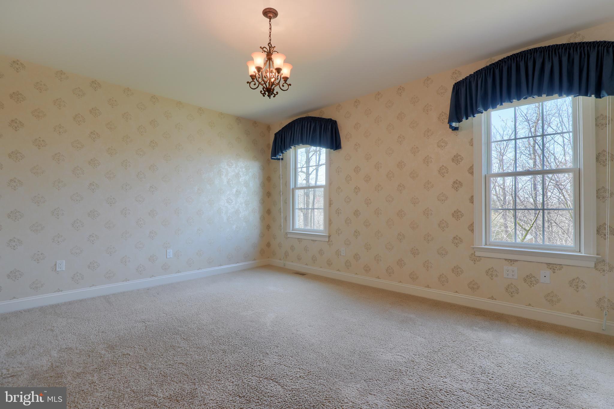 ORCHARD HILLS - Residential