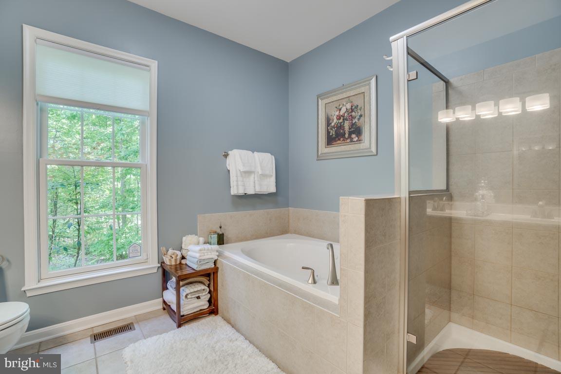 HOLLY CORNER ESTATES - Residential
