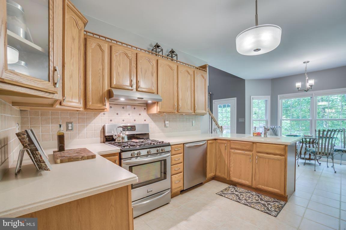 HOLLY CORNER ESTATES - Residential
