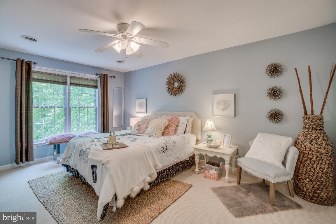 HOLLY CORNER ESTATES - Residential