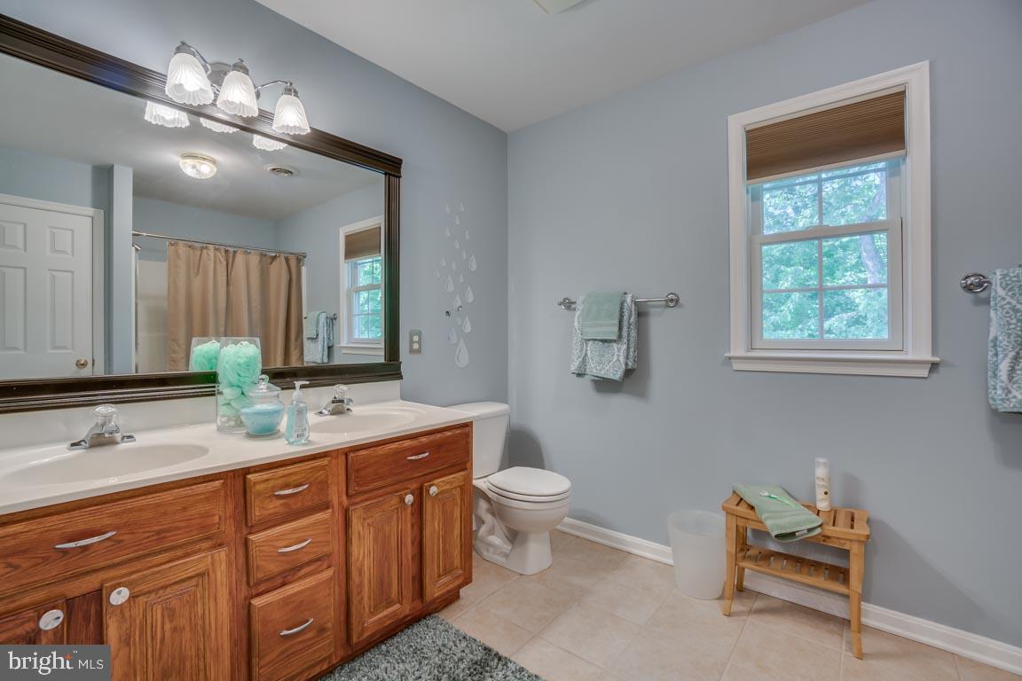 HOLLY CORNER ESTATES - Residential