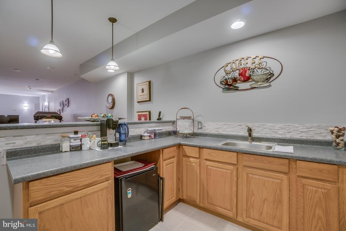 HOLLY CORNER ESTATES - Residential