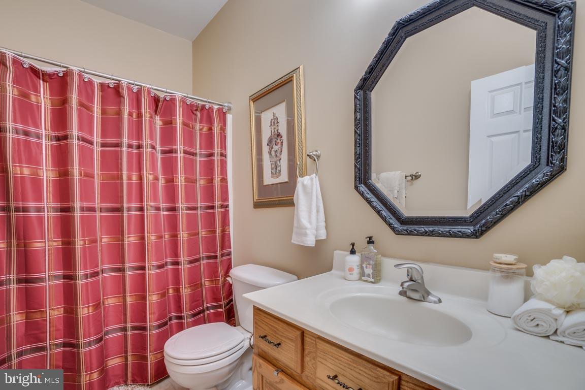 HOLLY CORNER ESTATES - Residential